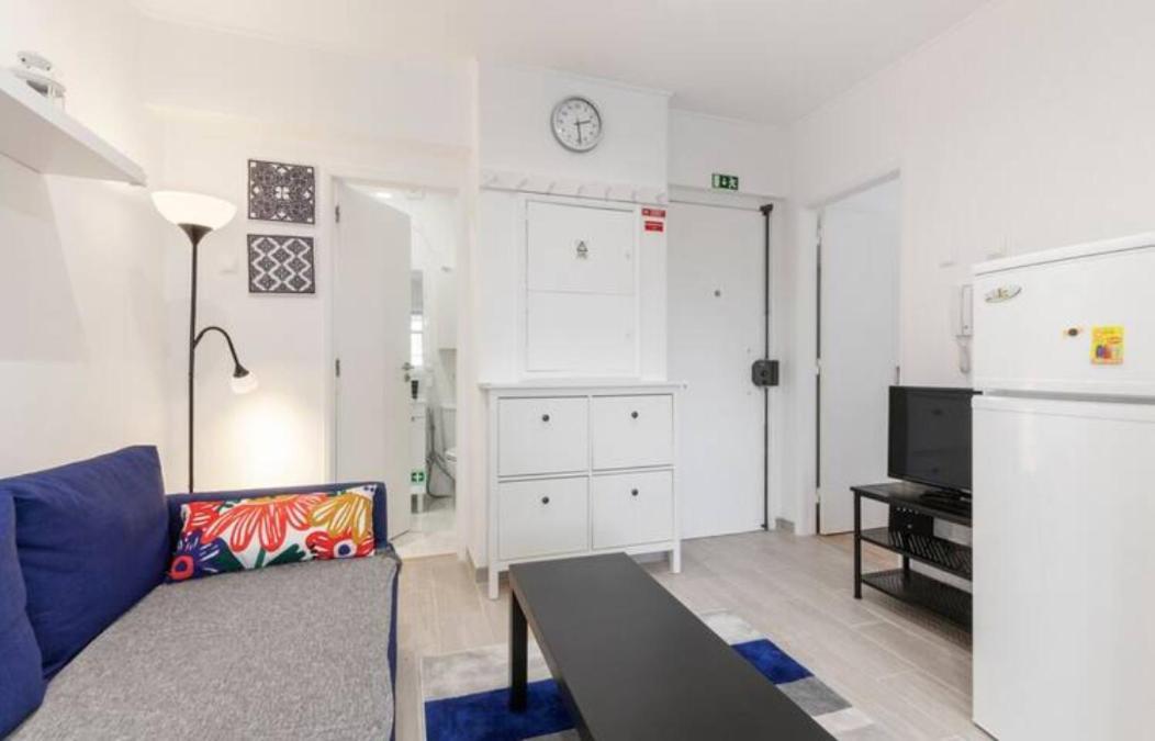 Beautiful 1 Bedroom Apartment Near Benfica リスボン エクステリア 写真